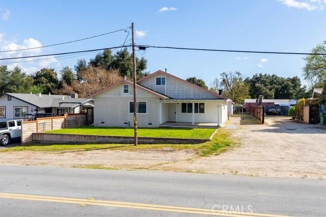 561 Las Tablas Road, Templeton, CA 93465