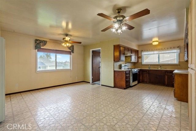 561 Las Tablas Road, Templeton, CA 93465
