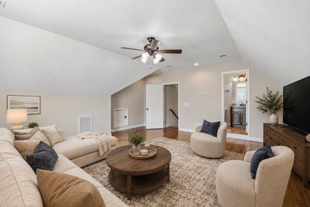 316 Amazonway Rdg, Murfreesboro, TN 37130