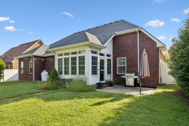 316 Amazonway Rdg, Murfreesboro, TN 37130