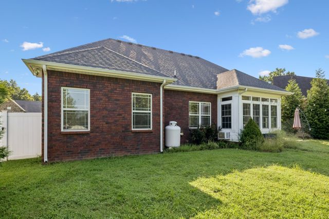 316 Amazonway Rdg, Murfreesboro, TN 37130