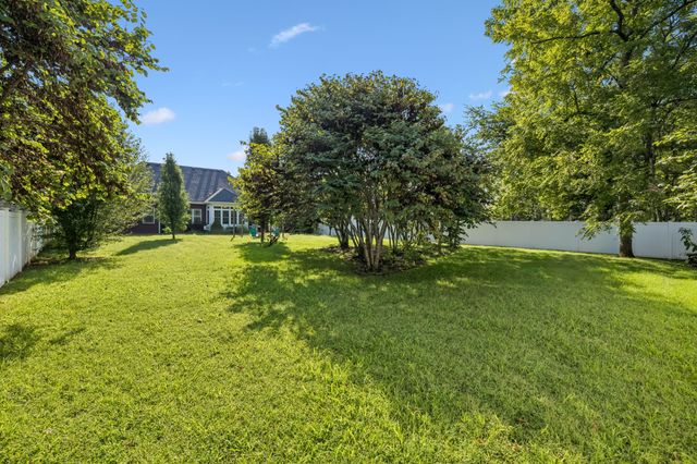 316 Amazonway Rdg, Murfreesboro, TN 37130