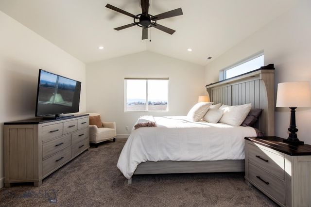 610 Spaniel Lane, Belgrade, MT 59714