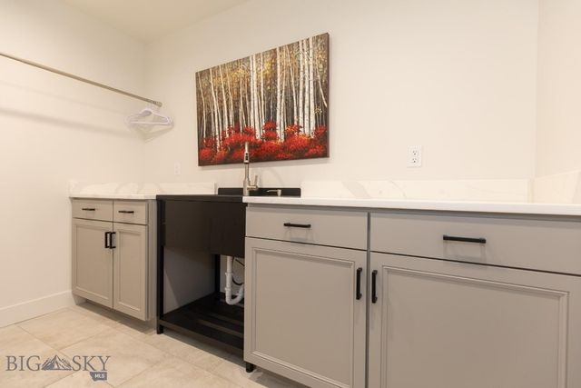610 Spaniel Lane, Belgrade, MT 59714