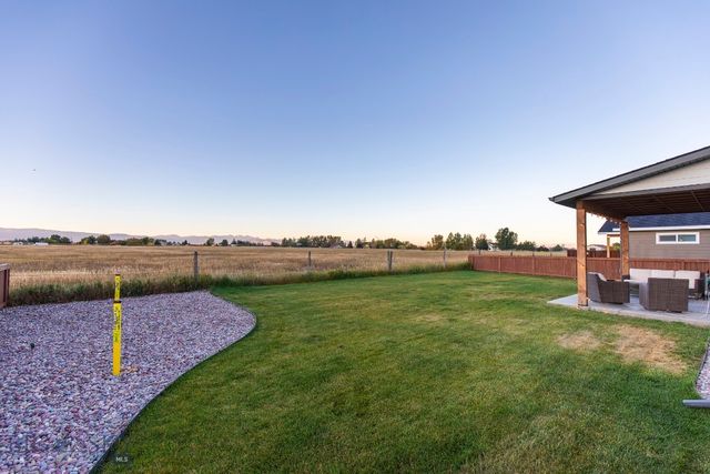 610 Spaniel Lane, Belgrade, MT 59714