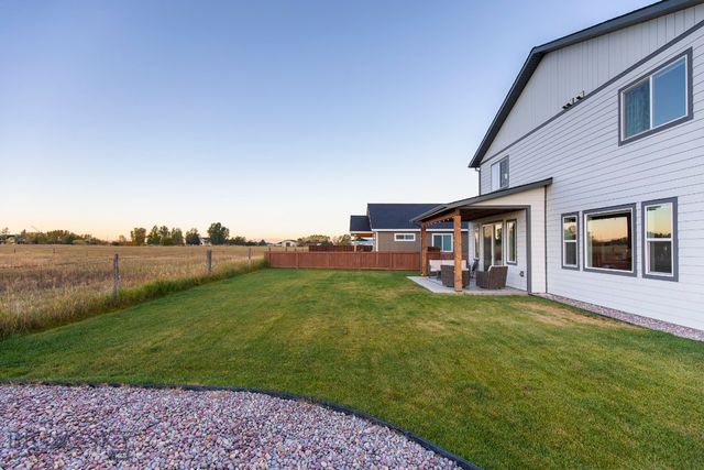 610 Spaniel Lane, Belgrade, MT 59714