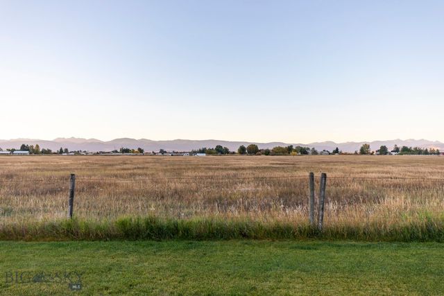 610 Spaniel Lane, Belgrade, MT 59714