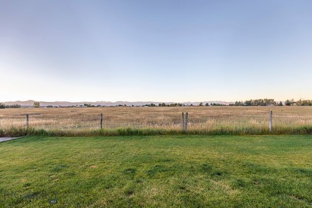 610 Spaniel Lane, Belgrade, MT 59714