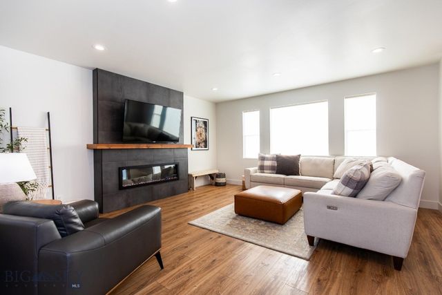 610 Spaniel Lane, Belgrade, MT 59714