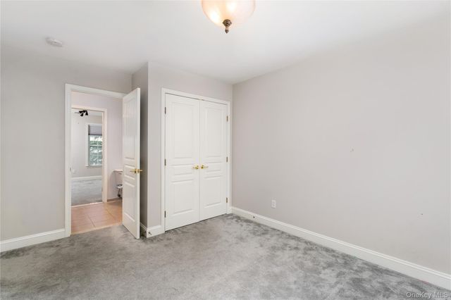 48 Avolet Court, Mount Sinai, NY 11766