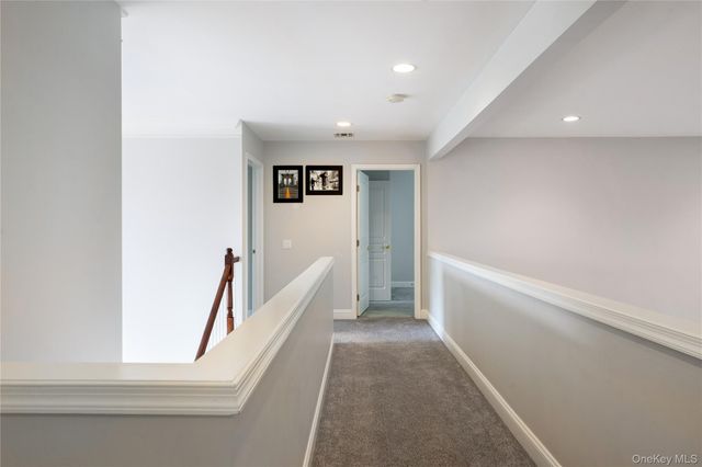 48 Avolet Court, Mount Sinai, NY 11766