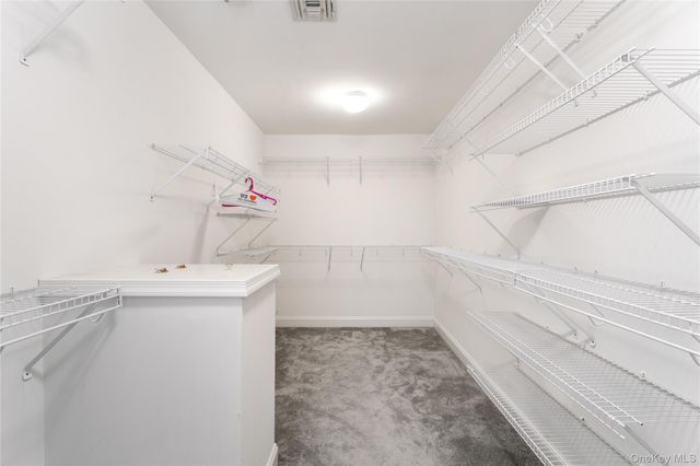 48 Avolet Court, Mount Sinai, NY 11766