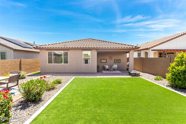 19414 W HIGHLAND Avenue, Litchfield Park, AZ 85340