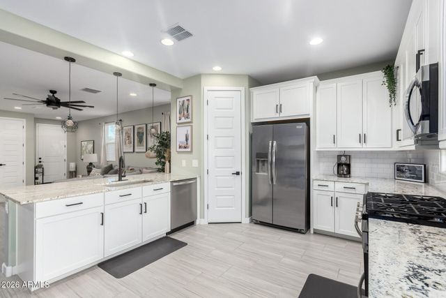 19414 W HIGHLAND Avenue, Litchfield Park, AZ 85340