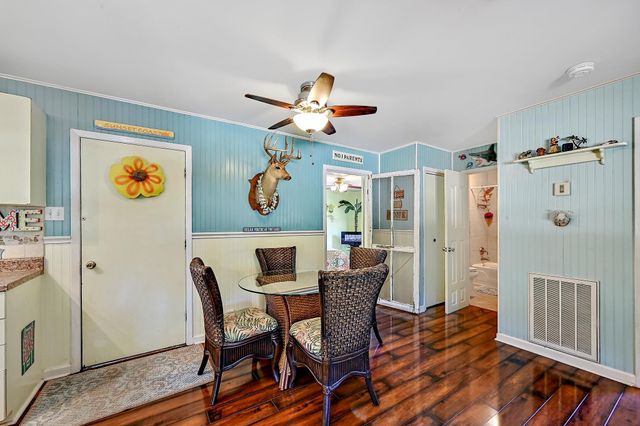 135 E Hickory DR, Granite Shoals, TX 78654