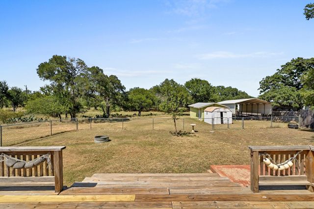 135 E Hickory DR, Granite Shoals, TX 78654