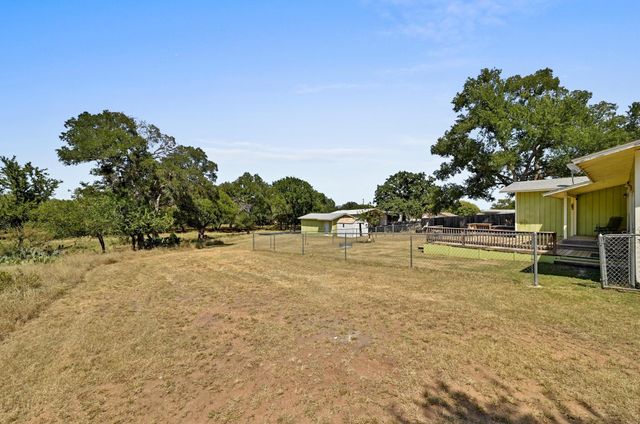 135 E Hickory DR, Granite Shoals, TX 78654