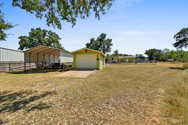 135 E Hickory DR, Granite Shoals, TX 78654