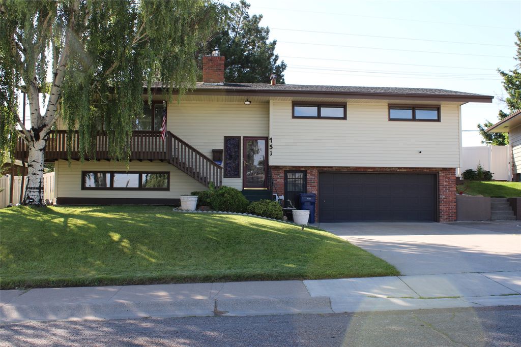 Image 1 of property listing at 731 46th Street S, Great Falls, MT 59405