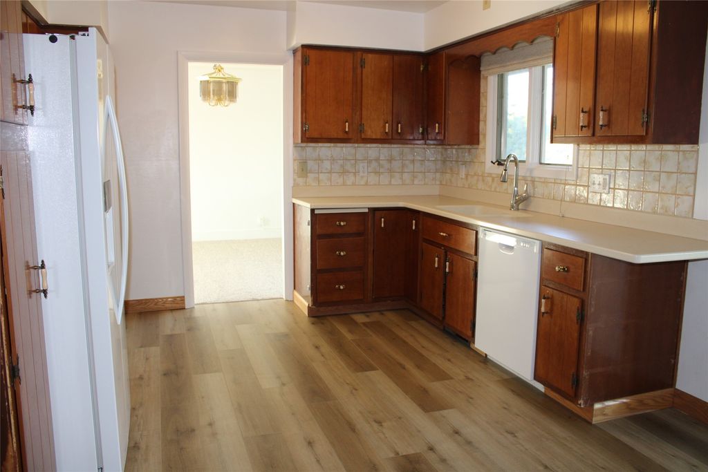 Image 16 of property listing at 731 46th Street S, Great Falls, MT 59405