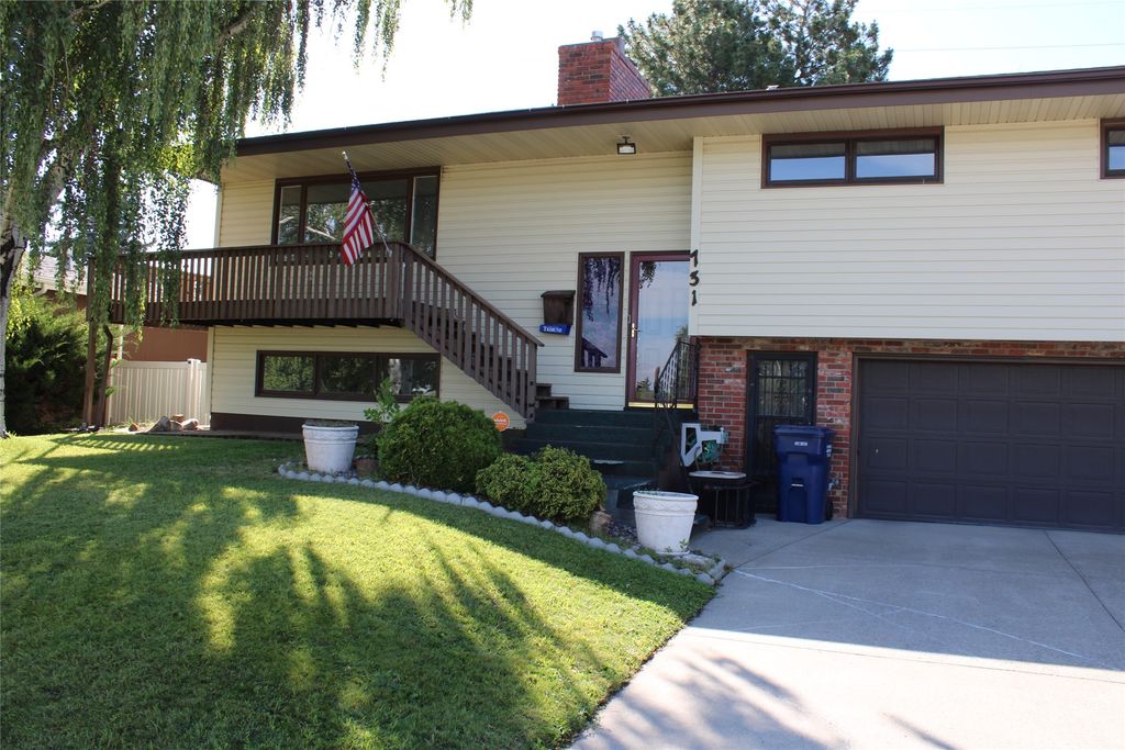 Image 2 of property listing at 731 46th Street S, Great Falls, MT 59405