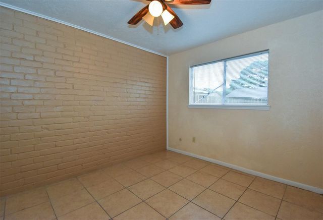 1524 Beaumont Road, Baytown, TX 77520