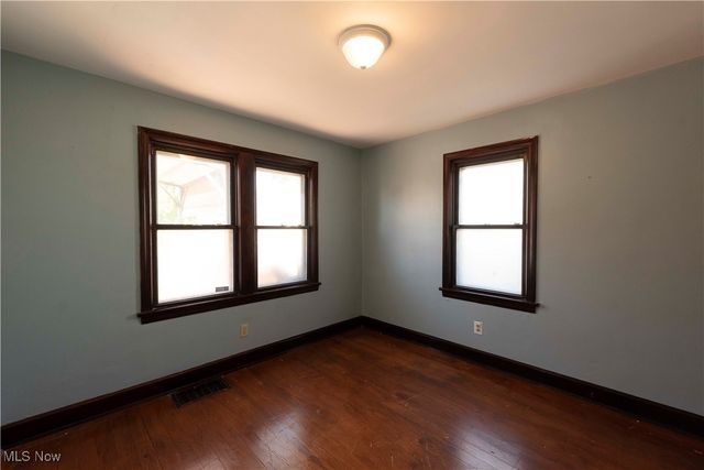 1166 Dayton Street, Akron, OH 44310