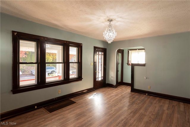 1166 Dayton Street, Akron, OH 44310