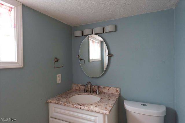 1166 Dayton Street, Akron, OH 44310