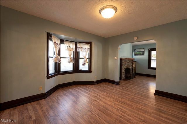 1166 Dayton Street, Akron, OH 44310