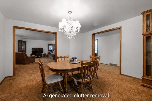 520 7th Ave NE, Minot, ND 58703