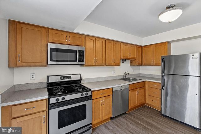 11606 NEWBRIDGE CT, Reston, VA 20191