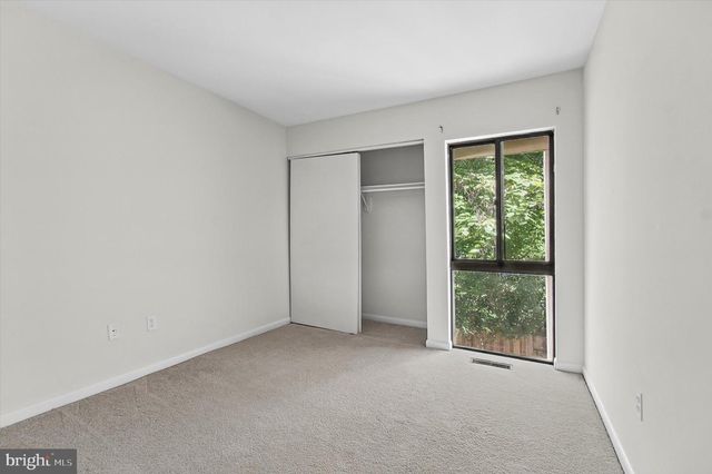 11606 NEWBRIDGE CT, Reston, VA 20191