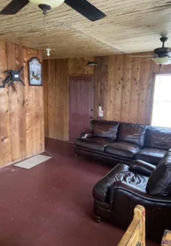 146 Doucet Dr, Golden Meadow, LA 70357