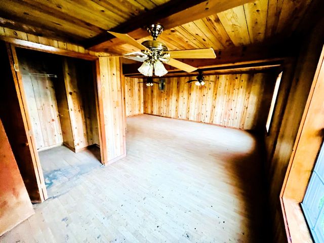 146 Doucet Dr, Golden Meadow, LA 70357