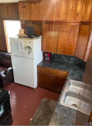 146 Doucet Dr, Golden Meadow, LA 70357