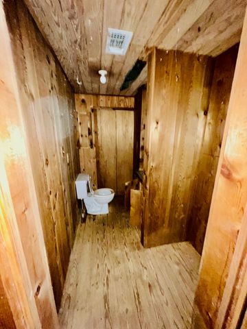 146 Doucet Dr, Golden Meadow, LA 70357