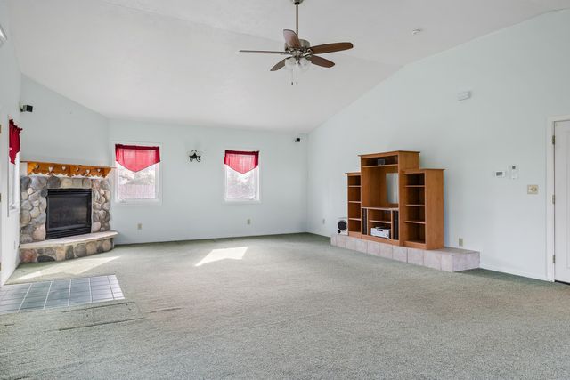 907 W 12th Street, La Porte, IN 46350