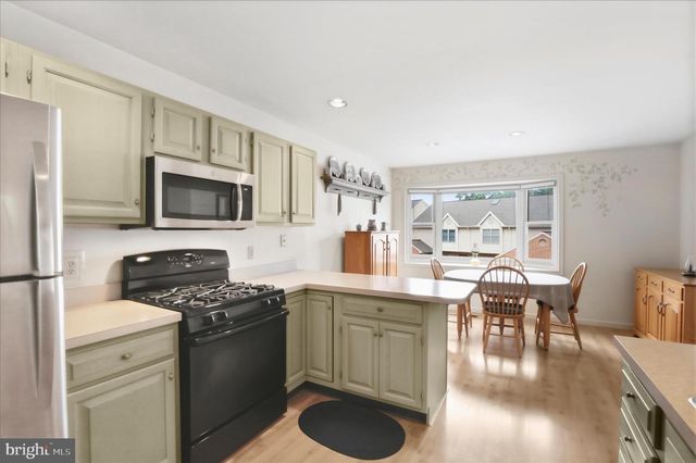 38 RIVER BEND PARK, Lancaster, PA 17602