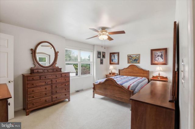 38 RIVER BEND PARK, Lancaster, PA 17602