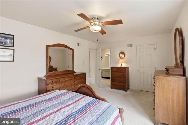 38 RIVER BEND PARK, Lancaster, PA 17602