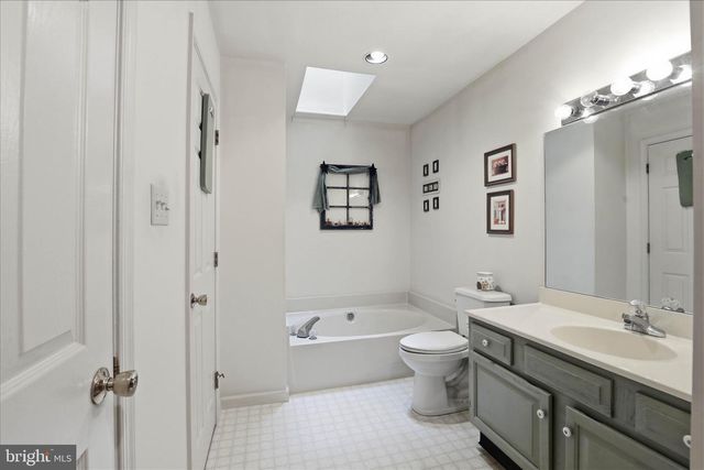 38 RIVER BEND PARK, Lancaster, PA 17602