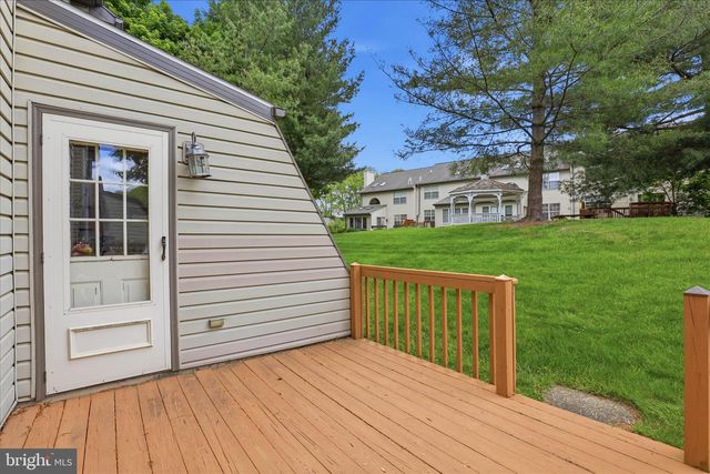 38 RIVER BEND PARK, Lancaster, PA 17602