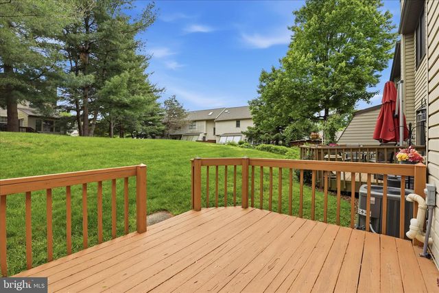 38 RIVER BEND PARK, Lancaster, PA 17602