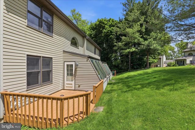 38 RIVER BEND PARK, Lancaster, PA 17602