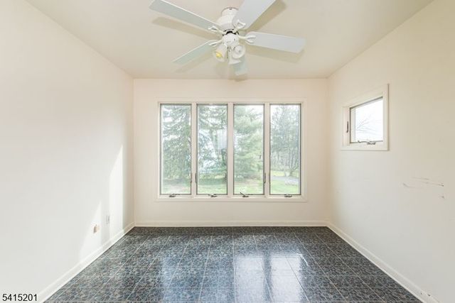 12 Baird Place, Hanover Twp., NJ 07981