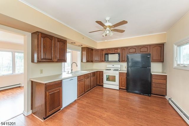 12 Baird Place, Hanover Twp., NJ 07981