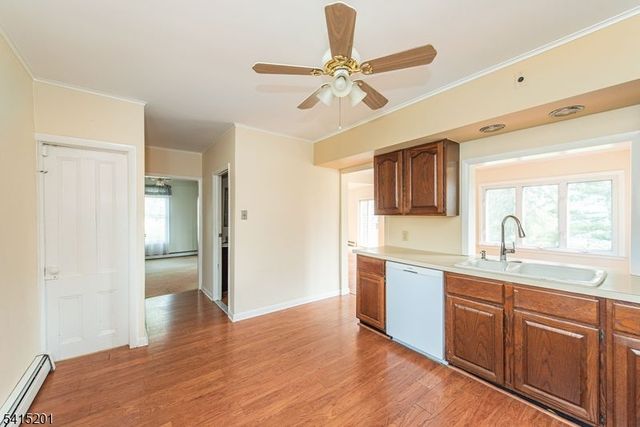 12 Baird Place, Hanover Twp., NJ 07981