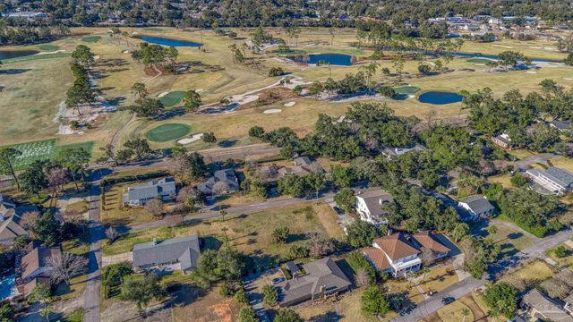 1009 Harbourview Cir, Pensacola, FL 32507