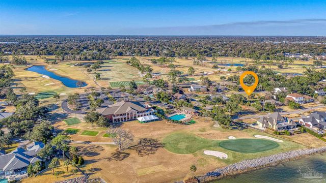 1009 Harbourview Cir, Pensacola, FL 32507